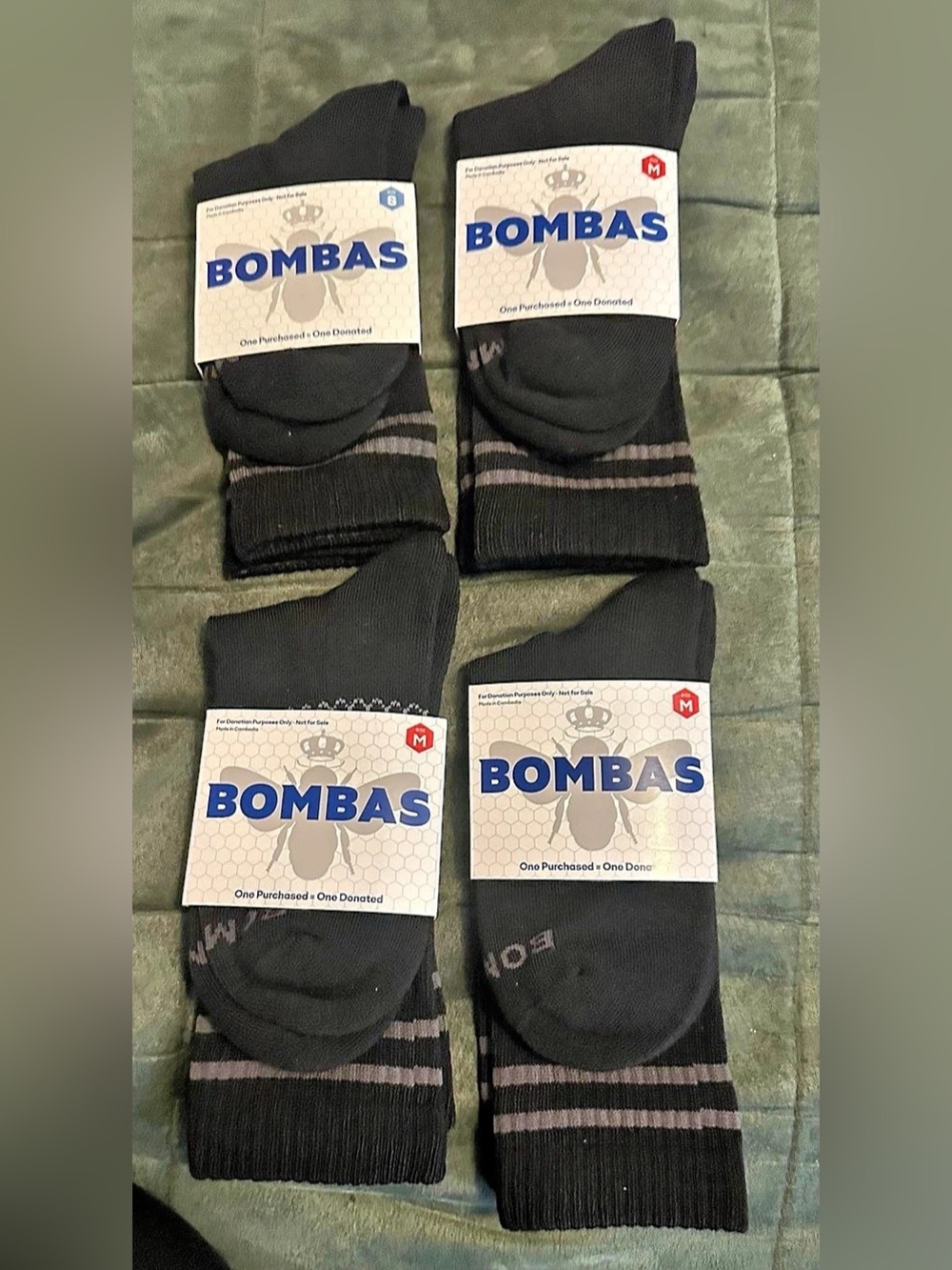 Bombas Men's Calf Socks Black
3 MEDIUM AND 1 SMALL